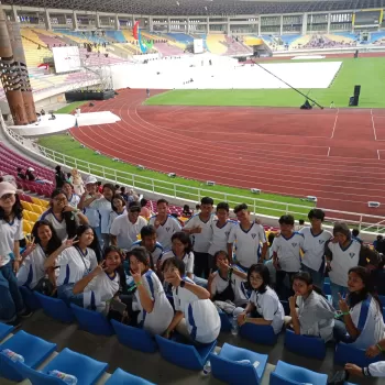Siswa-Siswi SMP Marsudirini Santa Theresia Surakarta Ikut Se