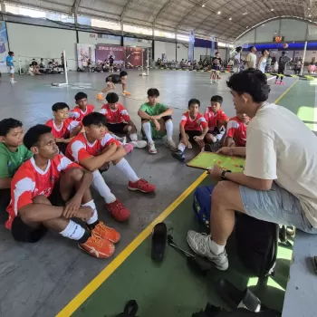 Semangat Juang Tim Futsal SMP Marsudirini St. Theresia Surak